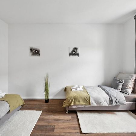 Wupper Home Ii, Top Lage Ideal Fuer Geschaeftsleute, Monteure, Familien, 3 Zimmer, Flachbild-Tv Wuppertal Exterior photo